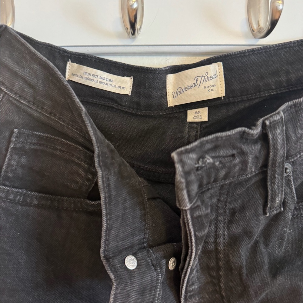 Universal Thread High-Rise Jeans - Picture 3 of 5